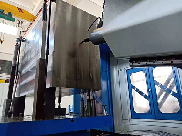 六轴深孔钻设备展示